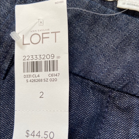 Shorts - Picture 11 of 12